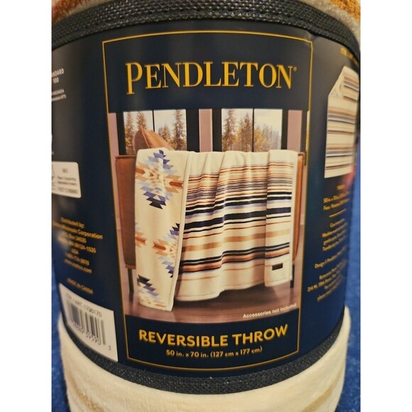Pendleton Print Plush Soft Throw Reversible Aztec Stripe 50" X 70" NWT Viral - Picture 1 of 5